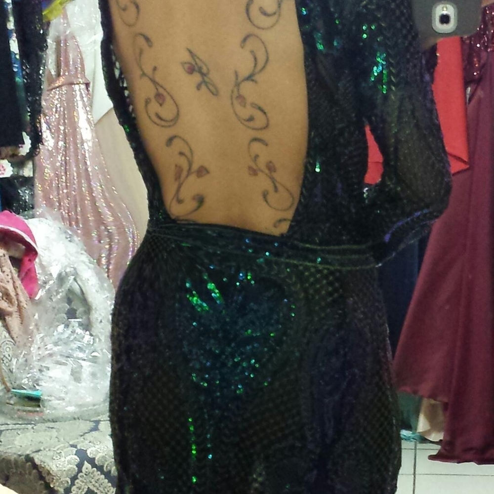 Dress - Picture 7 of 8